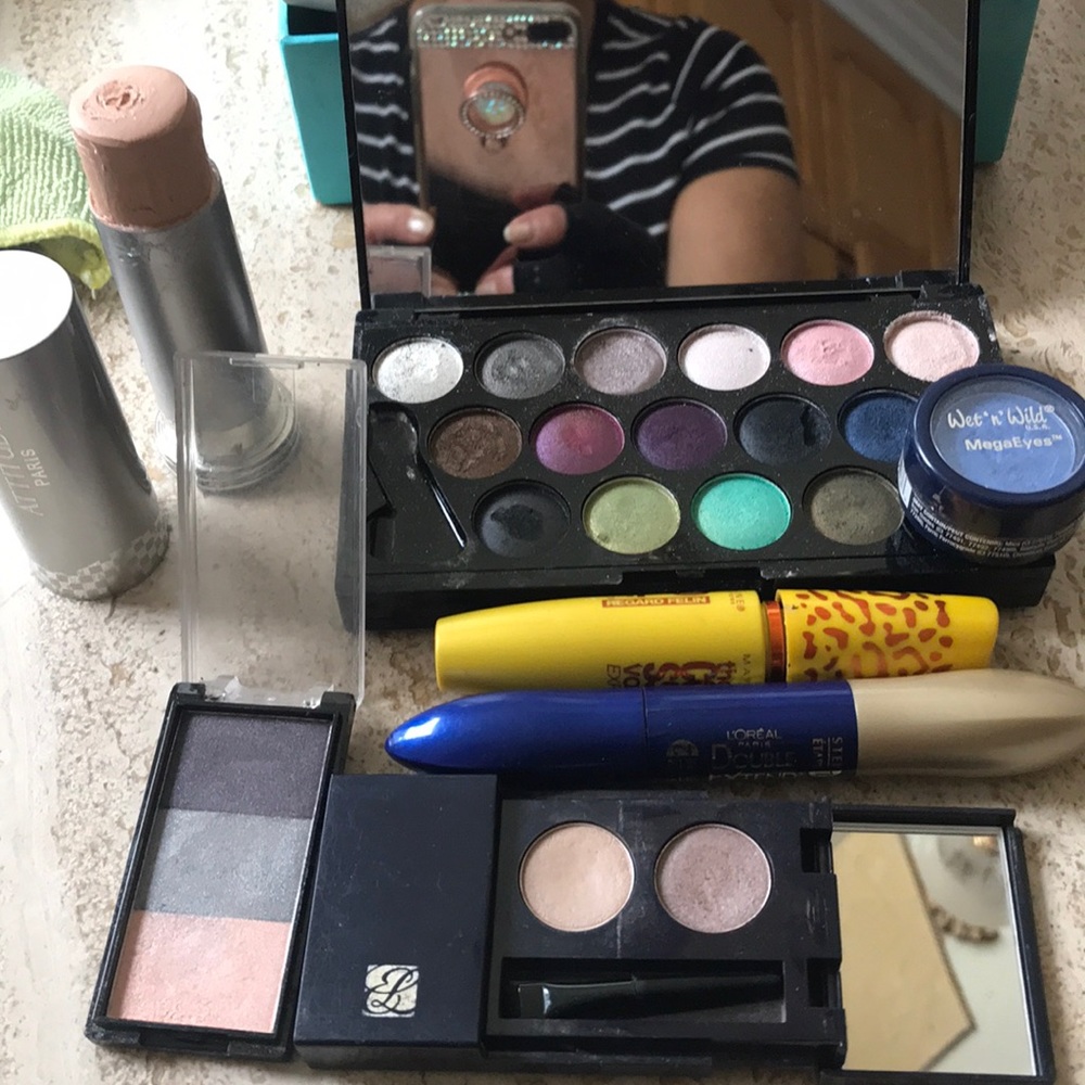 Bundle of makeup’s